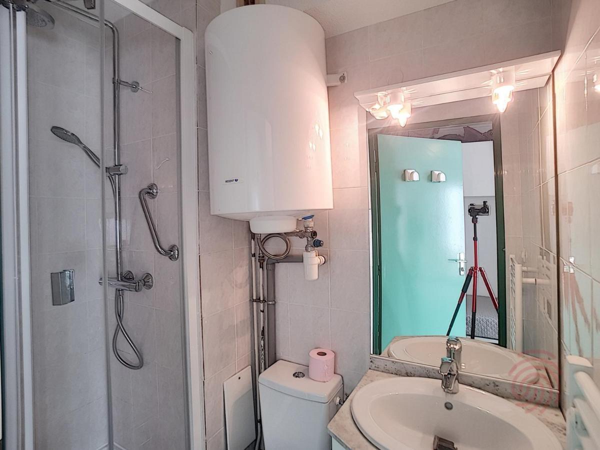 Studio Renove Avec Balcon, Animaux Acceptes, Wifi, A 650M Des Thermes - Fr-1-451-92 Lamalou-les-Bains Exterior foto